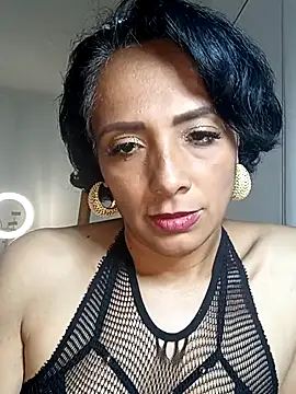 Snapshot of Nicole_Sterling chatting on April 28, 2026, 11:09 pm Nicole Sterling online show from April 28, 2026, 11:09 pm