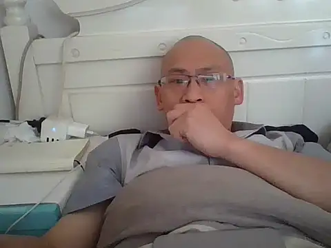 benly118 online show from April 15, 2026, 1:11 am