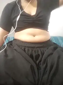 Anglebeb69 online show from April 24, 2026, 7:10 am