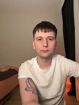 Snapshot of submarine_ chatting on April 13, 2026, 6:56 pm submarine online show from April 13, 2026, 6:56 pm