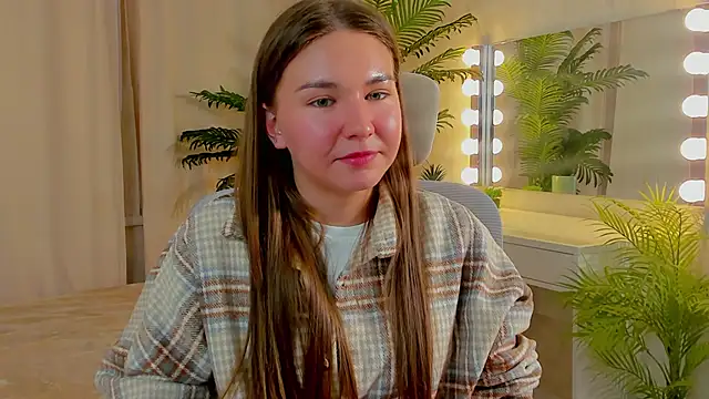 KimberRunyons online show from April 17, 2026, 4:10 pm