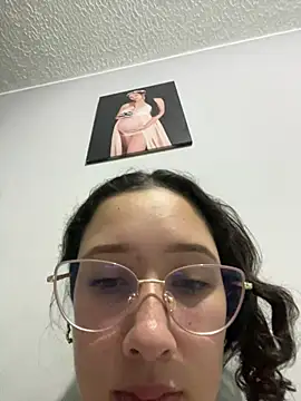 Snapshot of bellaj_03 chatting on June 2, 2026, 12:21 am bellaj 03 online show from June 2, 2026, 12:21 am