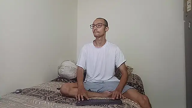 Oliver Goldberg online show from April 17, 2026, 5:21 am