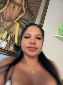 Snapshot of Elara_Luxe chatting on June 20, 2026, 7:52 pm Elara Luxe online show from June 20, 2026, 7:52 pm