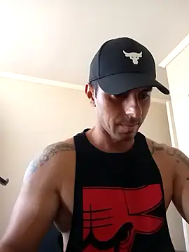 Snapshot of Fittrainer21 chatting on April 24, 2026, 7:38 pm Fittrainer21 online show from April 24, 2026, 7:38 pm