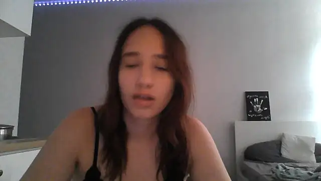 Snapshot of DarkMirel chatting on July 14, 2026, 1:28 pm DarkMirel online show from July 14, 2026, 1:28 pm