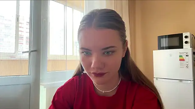 Snapshot of doana_bebriti chatting on June 22, 2026, 8:11 am doana bebriti online show from June 22, 2026, 8:11 am