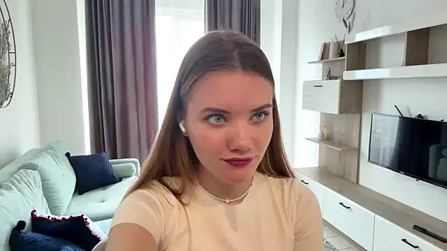 Snapshot of doana_bebriti chatting on July 4, 2026, 10:10 am doana bebriti online show from July 4, 2026, 10:10 am