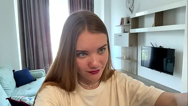 Snapshot of doana_bebriti chatting on July 8, 2026, 10:05 am doana bebriti online show from July 8, 2026, 10:05 am