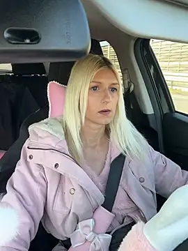 barbiplaymate online show from March 6, 2025, 9:25 am