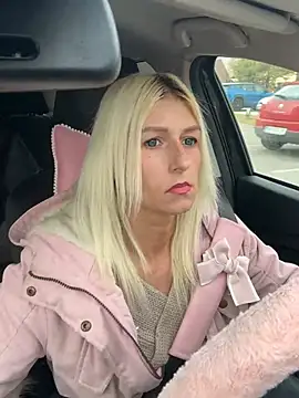 barbiplaymate online show from March 10, 2025, 9:01 am