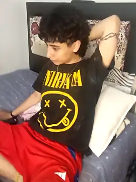 LatinHeatX22 online show from April 19, 2026, 12:55 am