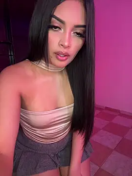 Snapshot of Megannxx_ chatting on May 21, 2026, 6:49 pm Megannxx online show from May 21, 2026, 6:49 pm