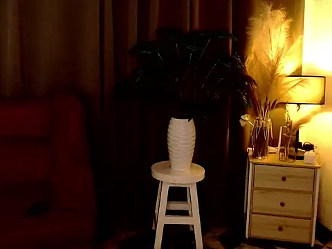 Snapshot of Super_Latchbiya chatting on April 29, 2026, 5:30 pm Super Latchbiya online show from April 29, 2026, 5:30 pm