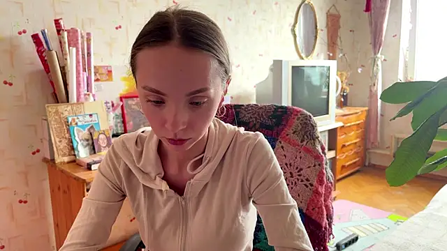 AdriannaBill online show from July 7, 2026, 3:04 pm