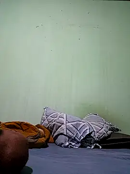 joefernando90 online show from April 15, 2026, 10:32 am