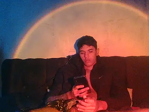 Kisandrel online show from April 25, 2026, 10:51 pm