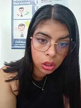 Snapshot of SOFIA-11_ chatting on May 21, 2026, 7:22 pm SOFIA-11 online show from May 21, 2026, 7:22 pm