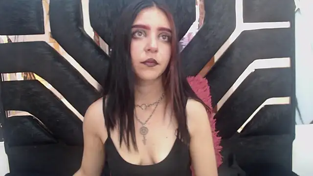 Snapshot of amberblackcs01 chatting on May 17, 2026, 5:24 pm amberblackcs01 online show from May 17, 2026, 5:24 pm