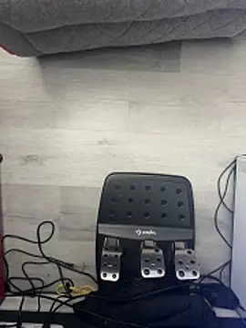 vitiligoDaiv online show from April 27, 2026, 9:18 am