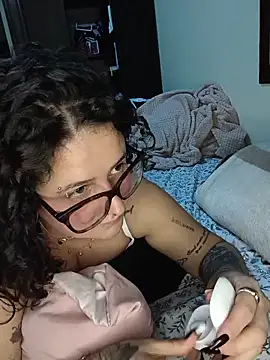Snapshot of _lascivious chatting on May 19, 2026, 2:40 am lascivious online show from May 19, 2026, 2:40 am