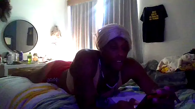 Snapshot of Dicksee_Left chatting on June 7, 2026, 8:58 pm Dicksee Left online show from June 7, 2026, 8:58 pm