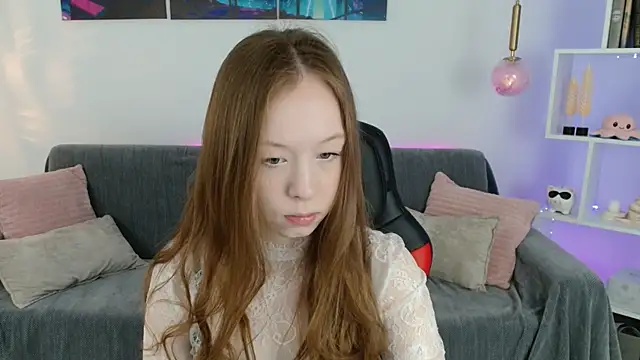 Snapshot of AdeleLang chatting on April 30, 2026, 4:19 am AdeleLang online show from April 30, 2026, 4:19 am