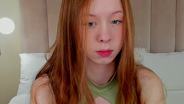 Snapshot of AdeleLang chatting on May 16, 2026, 3:38 am AdeleLang online show from May 16, 2026, 3:38 am