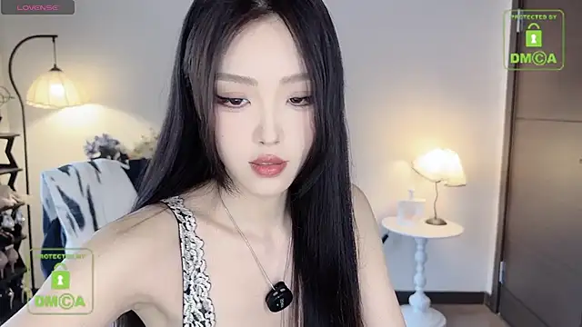 Snapshot of IAIA_iris chatting on July 6, 2026, 11:07 pm IAIA iris online show from July 6, 2026, 11:07 pm