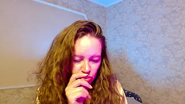 Snapshot of Fern_Lust chatting on May 11, 2026, 2:45 pm Fern Lust online show from May 11, 2026, 2:45 pm