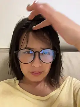 Snapshot of Faye-baby chatting on May 19, 2026, 2:46 pm Faye-baby online show from May 19, 2026, 2:46 pm