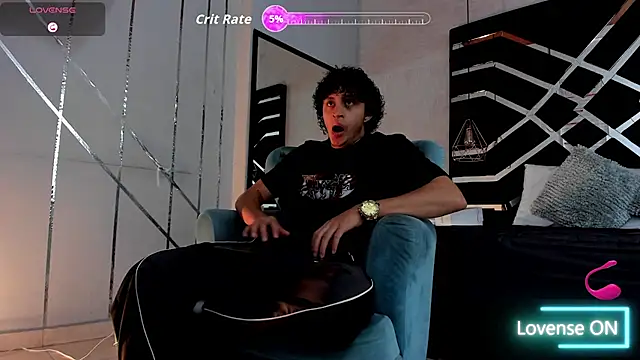 Snapshot of JayTaylorr chatting on July 13, 2026, 11:42 am JayTaylorr online show from July 13, 2026, 11:42 am