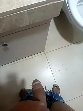 boobseating online show from April 23, 2026, 7:59 am