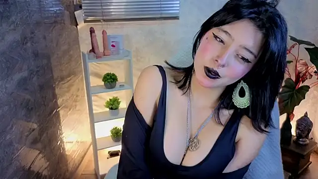 lsa dolly nyx online show from May 14, 2026, 4:48 pm