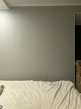 Luna Aurielle online show from April 29, 2026, 8:37 pm