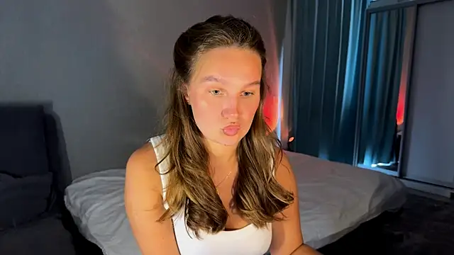 Snapshot of secretnaya_girl chatting on July 6, 2026, 7:15 am secretnaya girl online show from July 6, 2026, 7:15 am