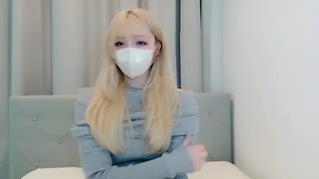 Snapshot of mimi__k chatting on April 24, 2026, 5:09 am mimi k online show from April 24, 2026, 5:09 am