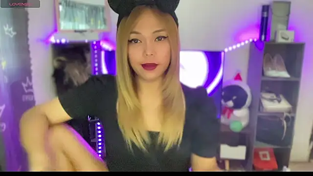 Snapshot of hannaBaby_lisyos11 chatting on June 10, 2026, 12:56 am hannaBaby lisyos11 online show from June 10, 2026, 12:56 am