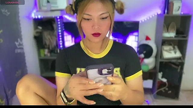 Snapshot of hannaBaby_lisyos11 chatting on June 14, 2026, 4:30 pm hannaBaby lisyos11 online show from June 14, 2026, 4:30 pm