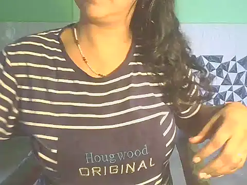 Snapshot of Hotty_Bhabhi1 chatting on June 2, 2026, 8:25 am Hotty Bhabhi1 online show from June 2, 2026, 8:25 am