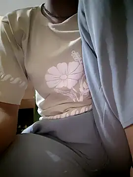 Snapshot of Cute-Nitya_21 chatting on July 7, 2026, 2:53 pm Cute-Nitya 21 online show from July 7, 2026, 2:53 pm