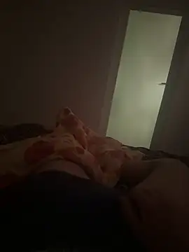 Loryn29 online show from April 16, 2026, 11:44 am