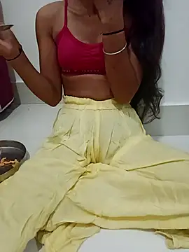 Riya rani7 online show from April 20, 2026, 11:39 pm