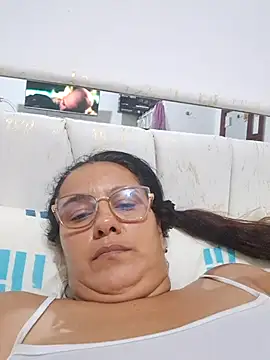 Snapshot of Samanta-42 chatting on June 29, 2026, 11:04 pm Samanta-42 online show from June 29, 2026, 11:04 pm