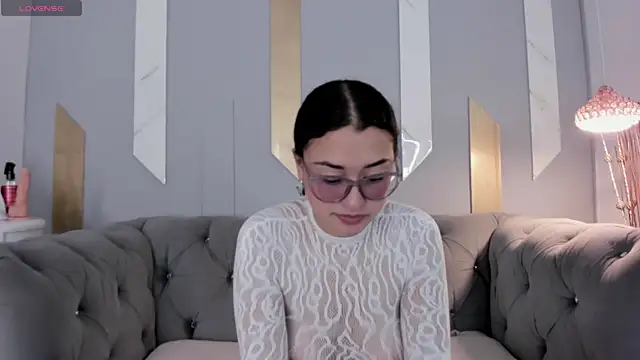 Snapshot of Sweet_lia08 chatting on May 8, 2026, 9:18 pm Sweet lia08 online show from May 8, 2026, 9:18 pm