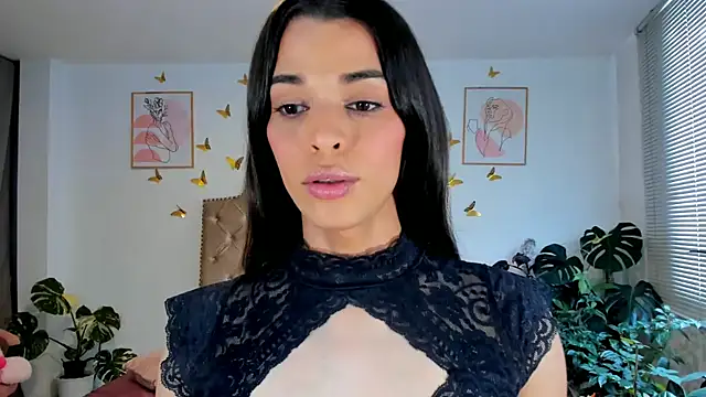 Snapshot of bella_grego chatting on July 9, 2026, 3:22 pm bella grego online show from July 9, 2026, 3:22 pm