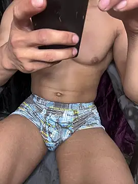 aarav chaudhary007 online show from July 15, 2026, 6:37 pm