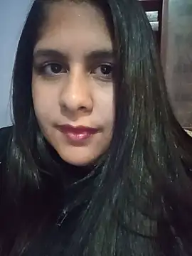 Snapshot of Thamimaodefada chatting on May 16, 2026, 5:17 am Thamimaodefada online show from May 16, 2026, 5:17 am