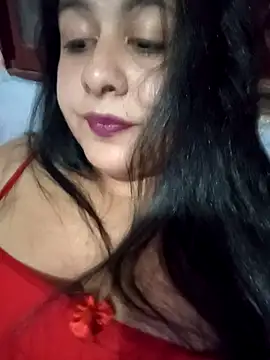 Snapshot of Thamimaodefada chatting on May 5, 2026, 12:24 am Thamimaodefada online show from May 5, 2026, 12:24 am