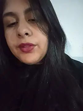 Snapshot of Thamimaodefada chatting on May 22, 2026, 8:51 pm Thamimaodefada online show from May 22, 2026, 8:51 pm